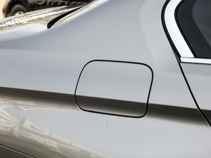 2018Ŀ 530Li xDrive Ab ^