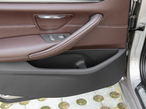 2018Ŀ 530Li xDrive Ab g