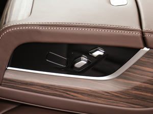 2018Ŀ 530Li xDrive Ab g