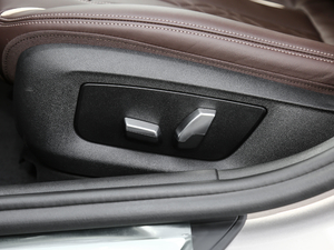 2018Ŀ 530Li xDrive Ab {{(dio)(ji)