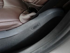 2018Ŀ 530Li xDrive Ab g