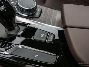 2018Ŀ 530Li xDrive Ab v܇Ƅ