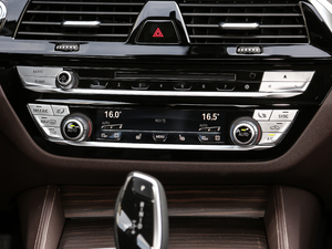 2018Ŀ 530Li xDrive Ab {{