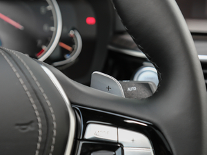 2018Ŀ 530Li xDrive Ab п؅^