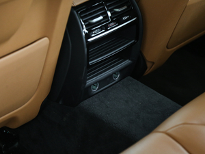 2018530Li xDrive Ab g