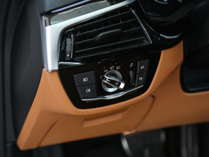 2018530Li xDrive Ab п؅^