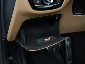 2018530Li xDrive Ab п؅^