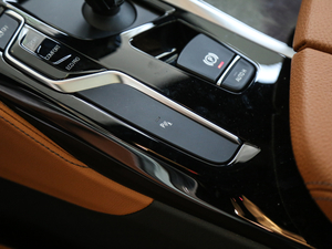 2018530Li xDrive Ab п؅^