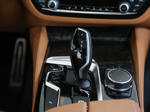 2018530Li xDrive Ab п؅^