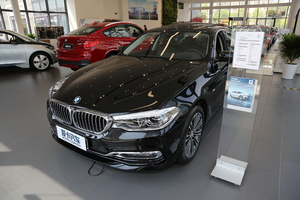 2018Ŀ 540Li  ǰ45