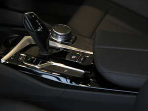 2018Ŀ 525Li M\(yn)(dng)b п؅^(q)