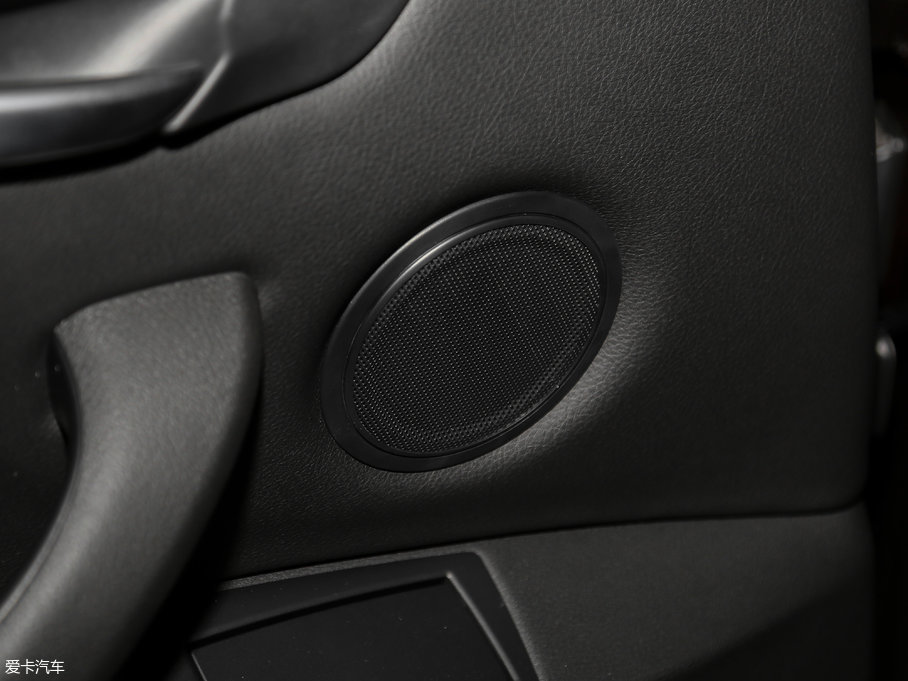 2018RX1 sDrive 18Li r