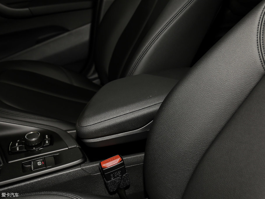 2018RX1 sDrive 18Li r