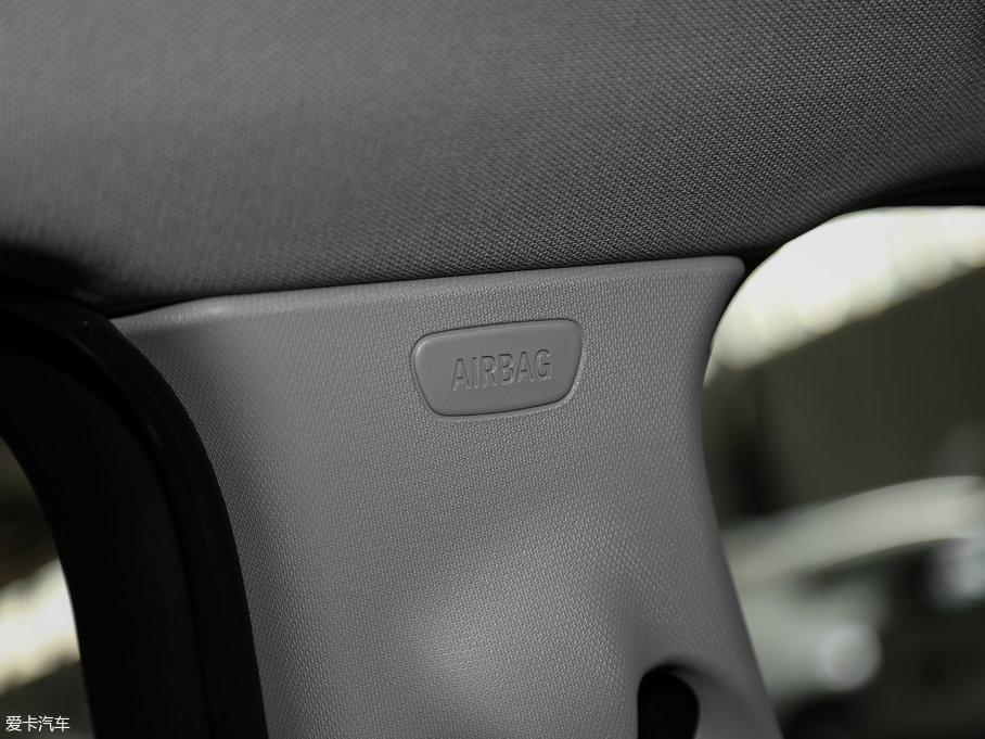 2018RX1 sDrive 18Li r