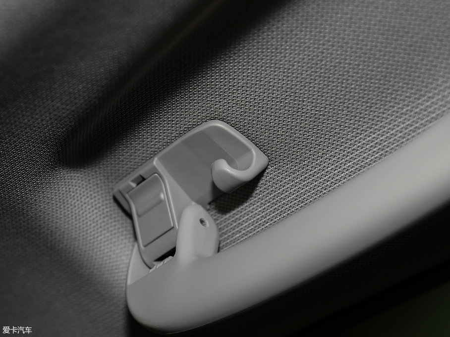 2018RX1 sDrive 18Li r