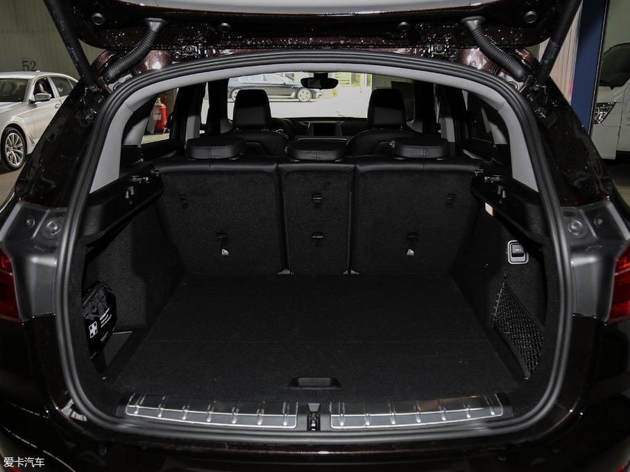 2018RX1 sDrive 18Li r