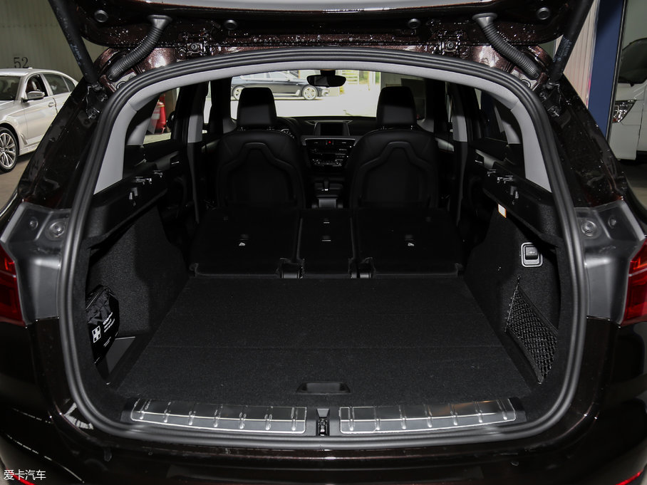 2018RX1 sDrive 18Li r(sh)