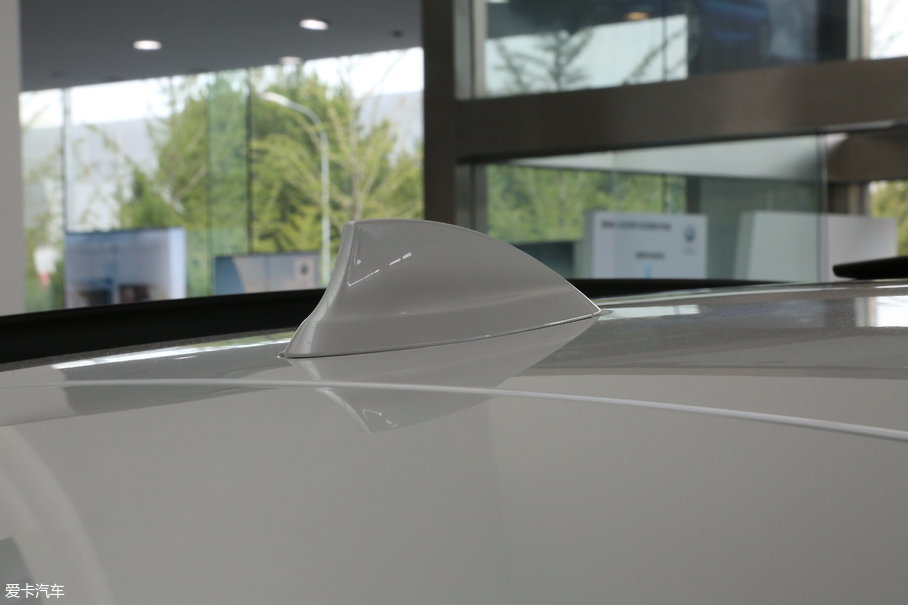 2018RX1 sDrive 18Li r