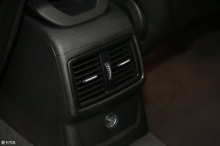 2018RX1 sDrive 18Li r(sh)