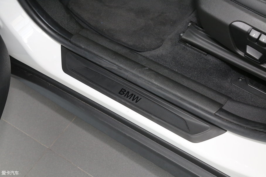 2018RX1 sDrive 18Li r