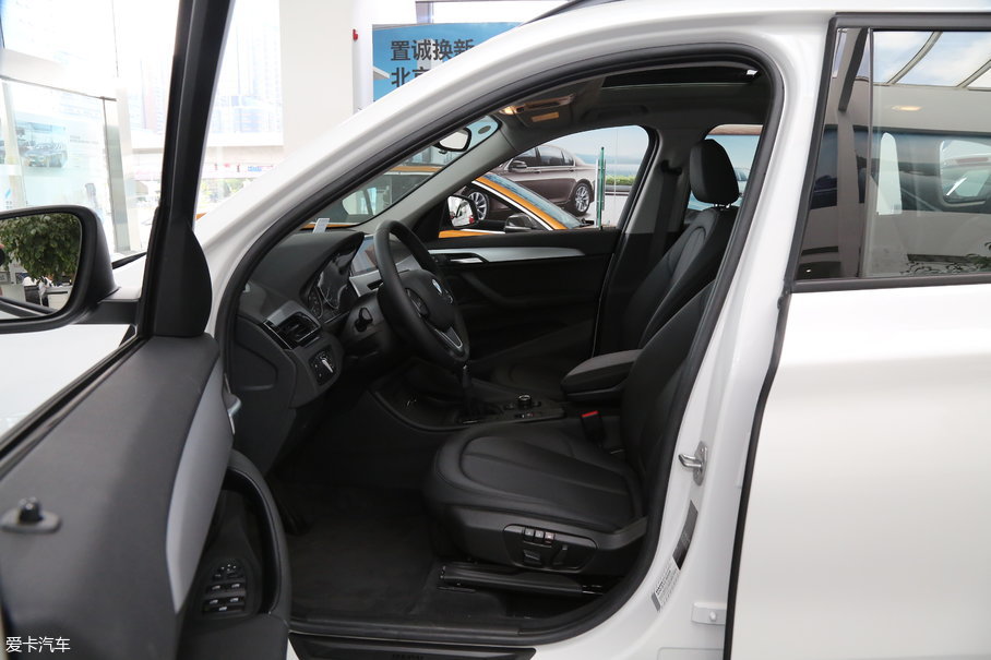 2018RX1 sDrive 18Li r