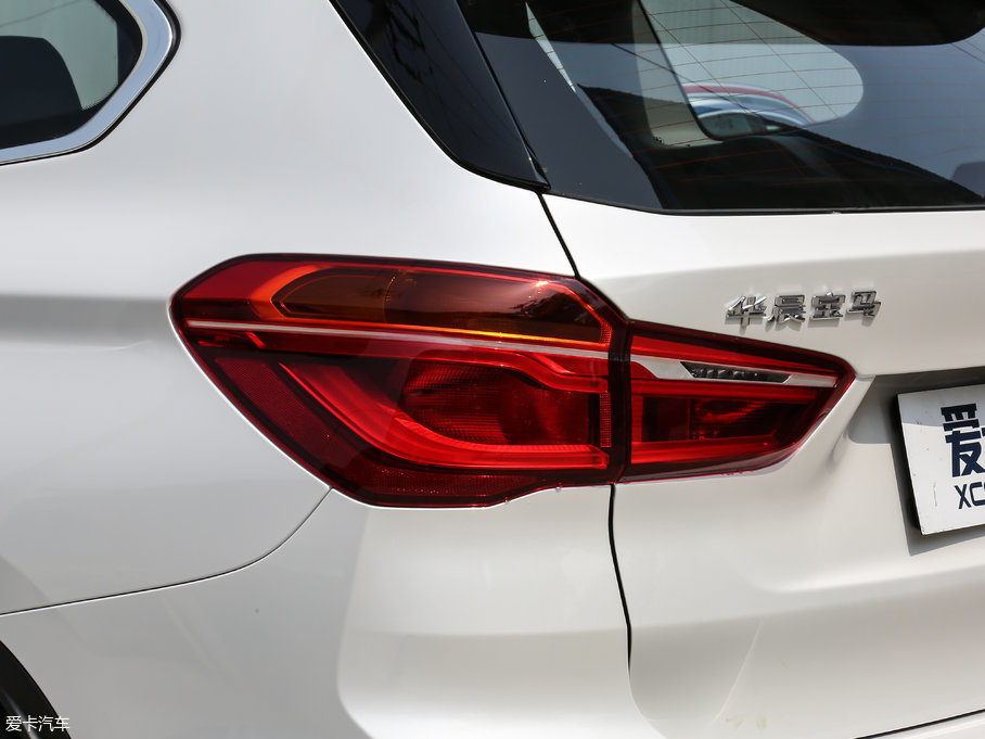 2018��RX1 sDrive 20Li �I����