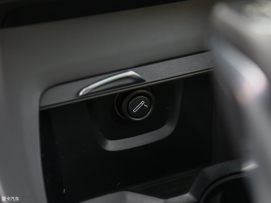 2018RX1 sDrive 20Li I