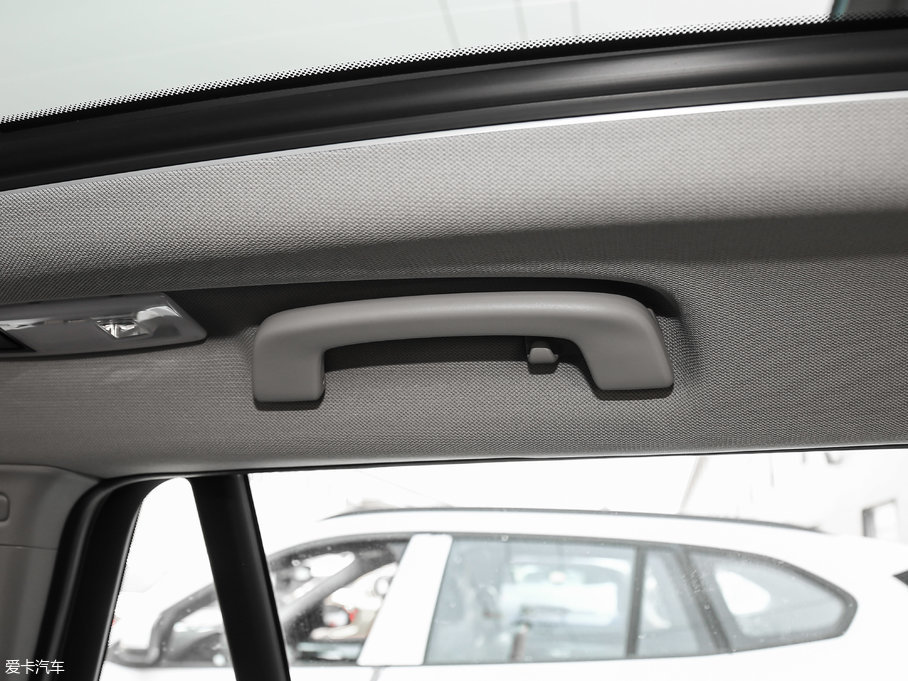 2018RX1 sDrive 20Li I