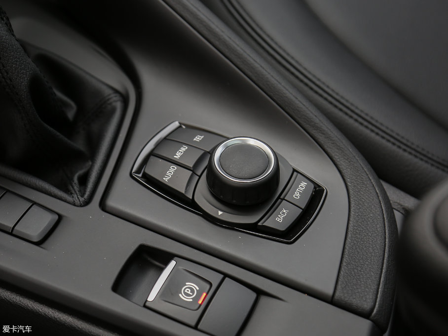 2018��RX1 sDrive 20Li �I(l��ng)����