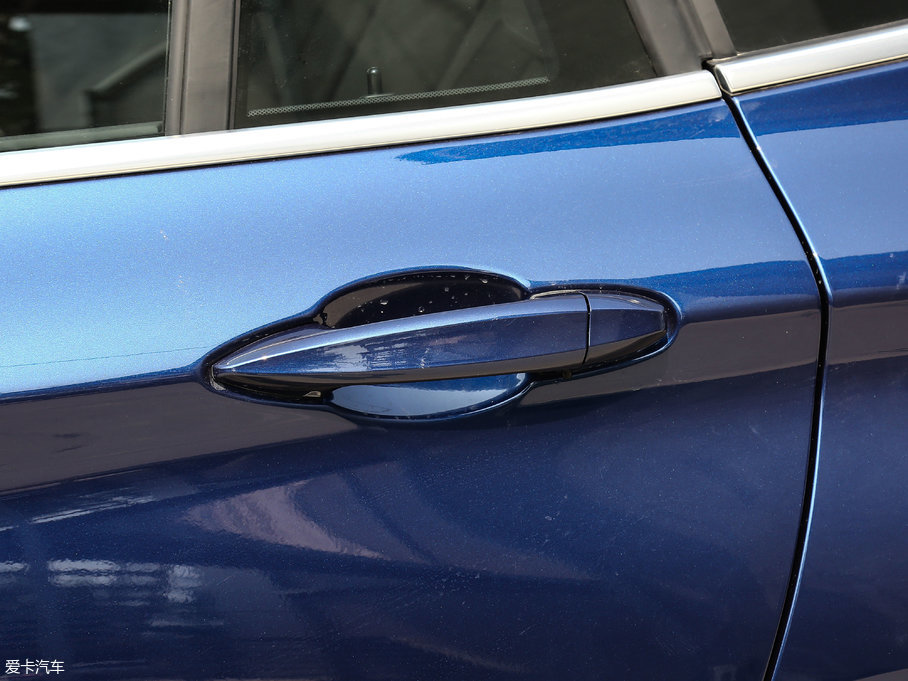 2018RX1 sDrive 18Li 