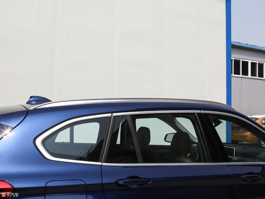 2018RX1 sDrive 18Li 