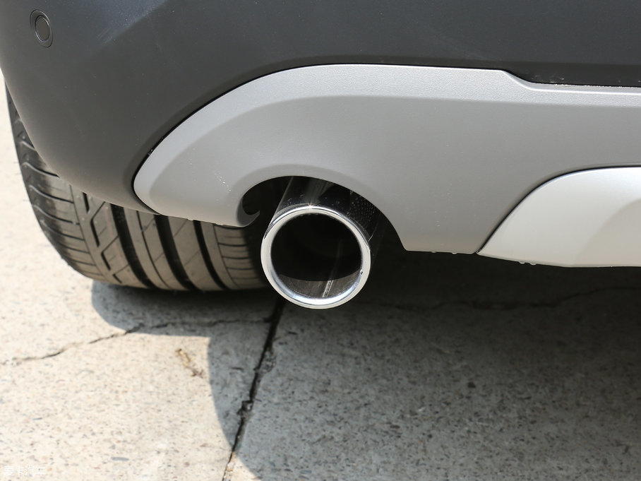 2018RX1 sDrive 18Li 