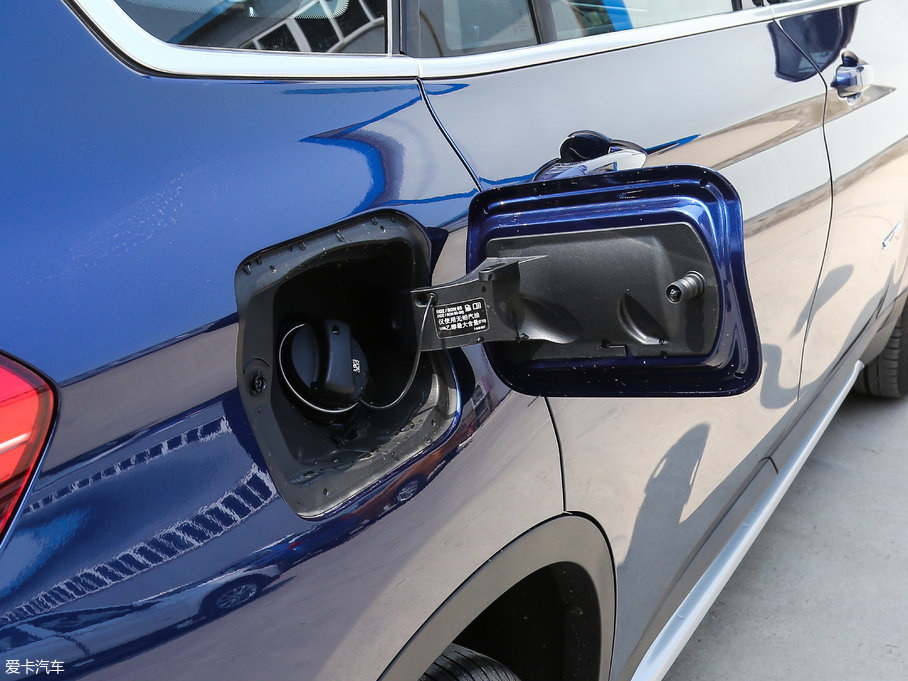 2018RX1 sDrive 18Li 