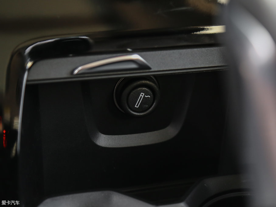 2018RX1 sDrive 18Li 