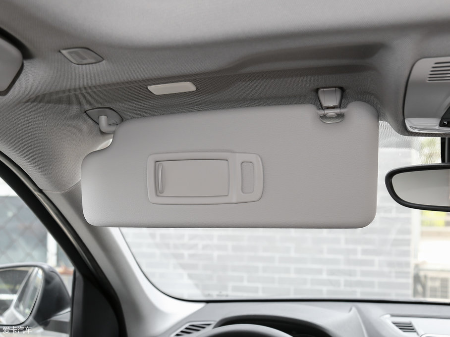 2018RX1 sDrive 18Li 