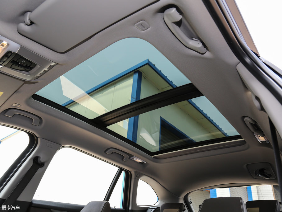 2018RX1 sDrive 18Li 