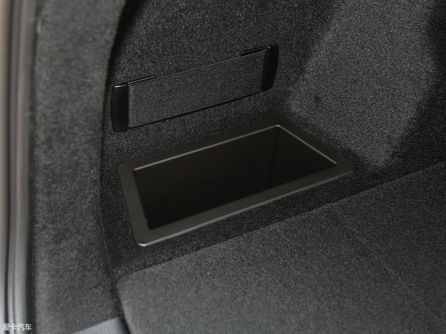 2018RX1 sDrive 18Li 