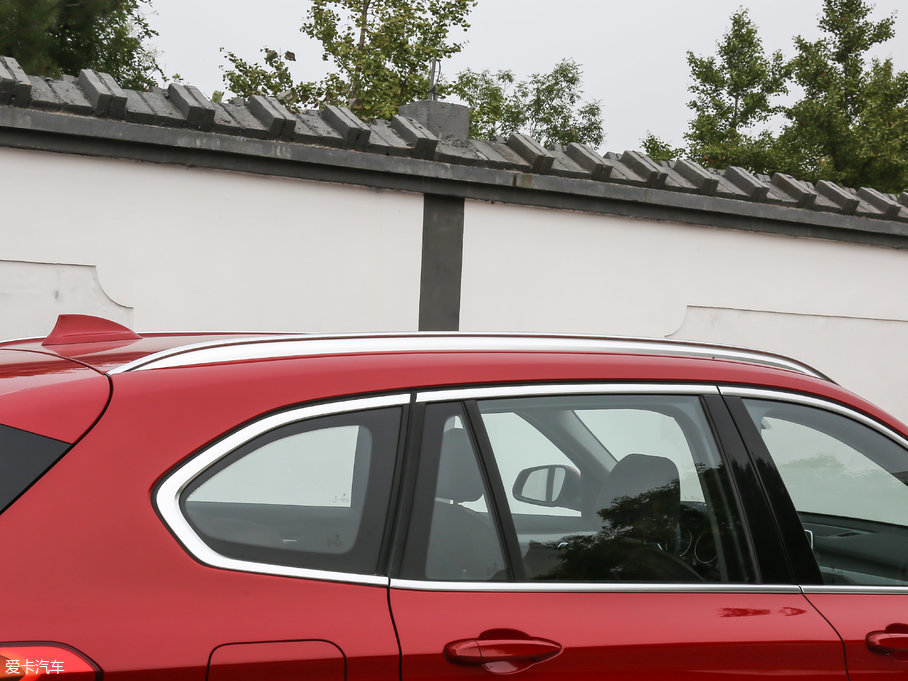 2018��RX1 sDrive 18Li ������