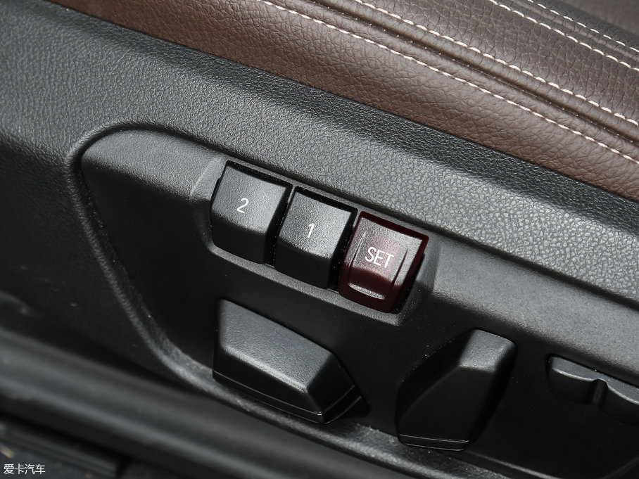 2018RX1 sDrive 18Li 