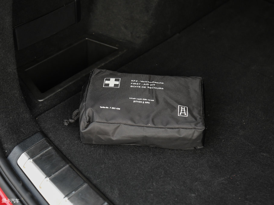 2018RX1 sDrive 18Li 