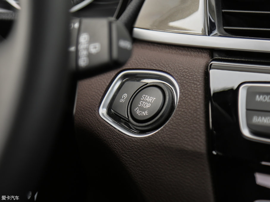 2018RX1 sDrive 18Li 