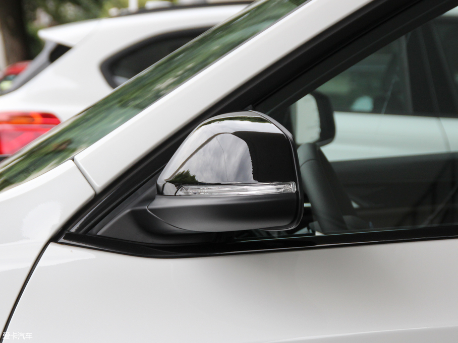 2018RX1 xDrive 20Li A