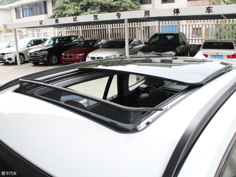 2018RX1 xDrive 20Li A