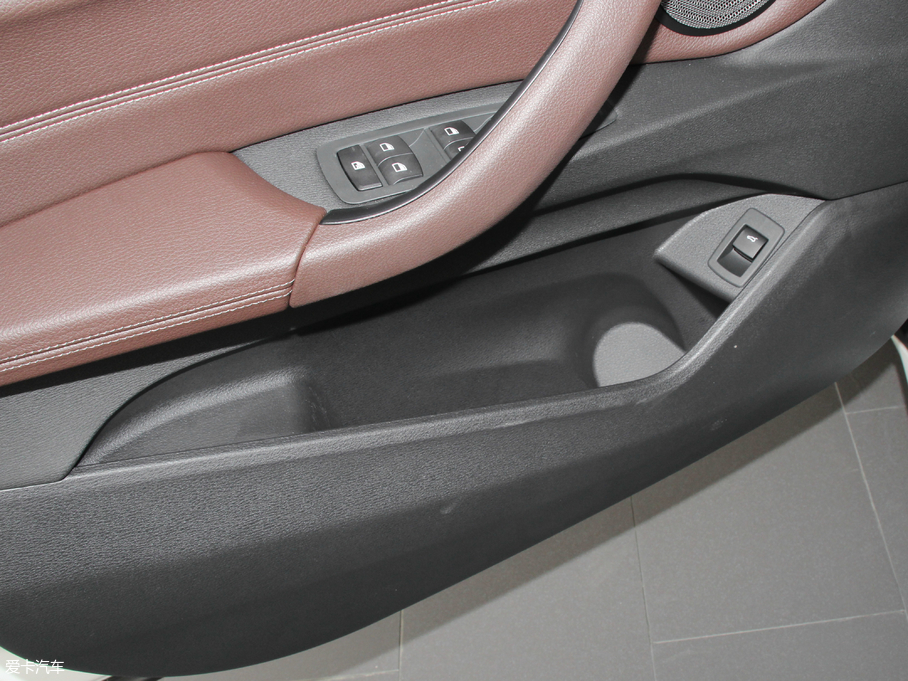 2018RX1 xDrive 20Li A