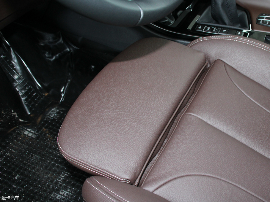 2018RX1 xDrive 20Li A