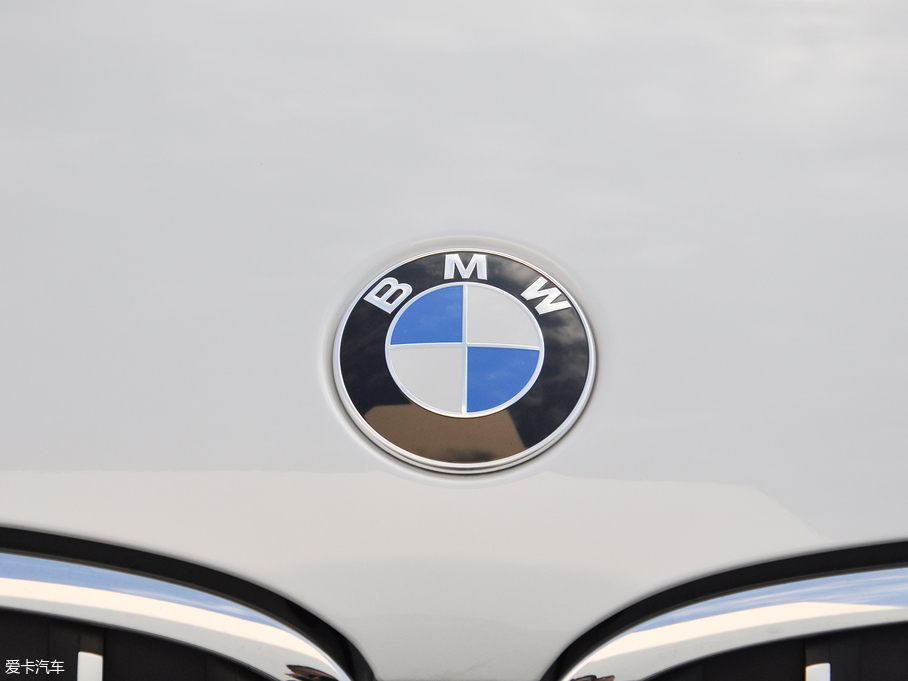 2018RX1 sDrive 18Li 