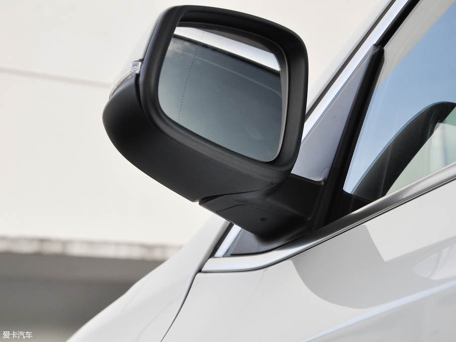 2018RX1 sDrive 18Li 