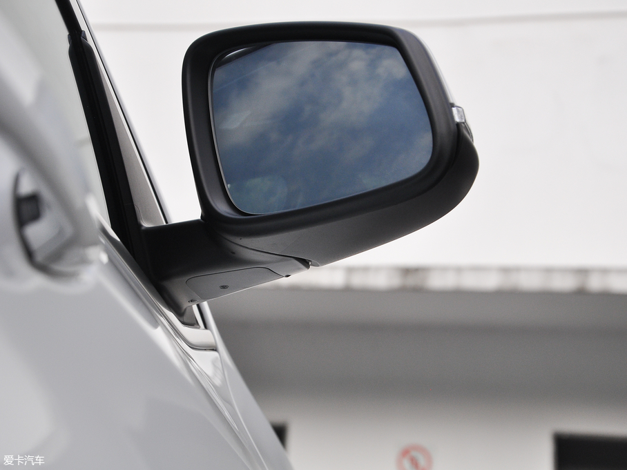 2018RX1 sDrive 18Li 