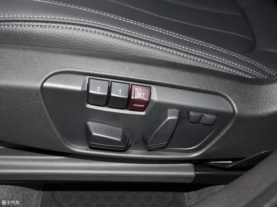 2018RX1 sDrive 18Li 