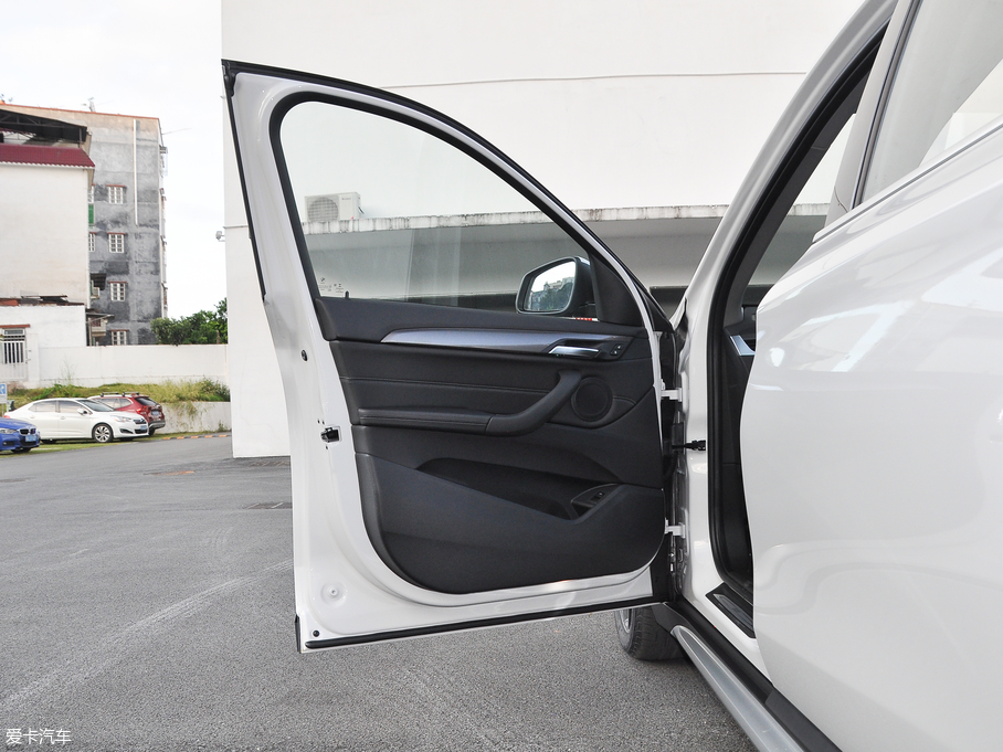 2018RX1 sDrive 18Li 